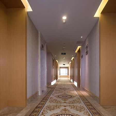 Vienna 3 Best Hotel Dongguan Liaobu Veicle City Exterior photo